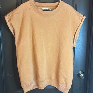 1980s Levi’s crewneck cut off (no sleeve)